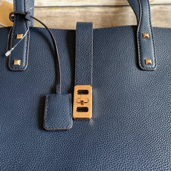 MICHAEL KORS KARSON CARRYALL TOTE NAVY BLUE NWT - Picture 2 of 6